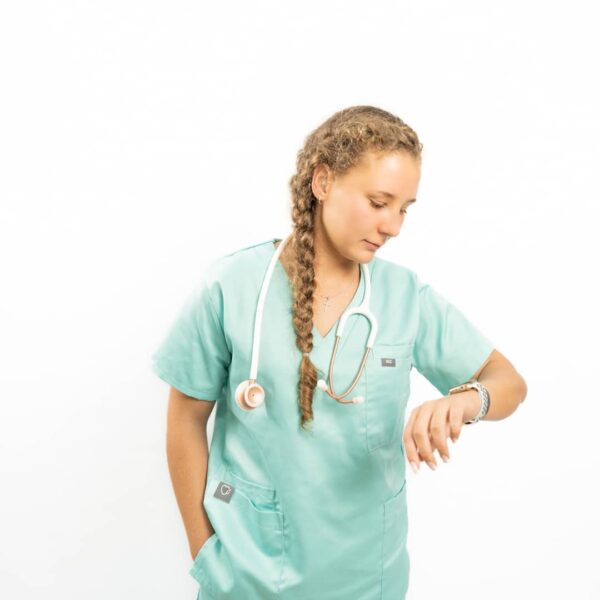 WiZ Scrubs Classic Medical Scrub Sets (2023 Edition)